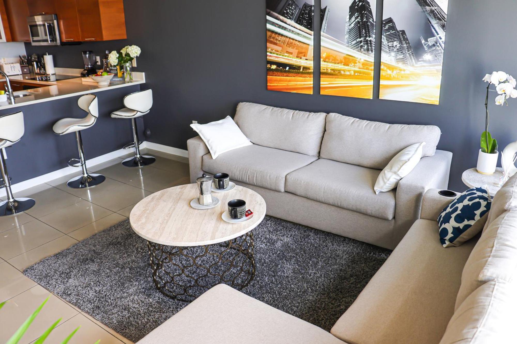 Luxury Midtown *