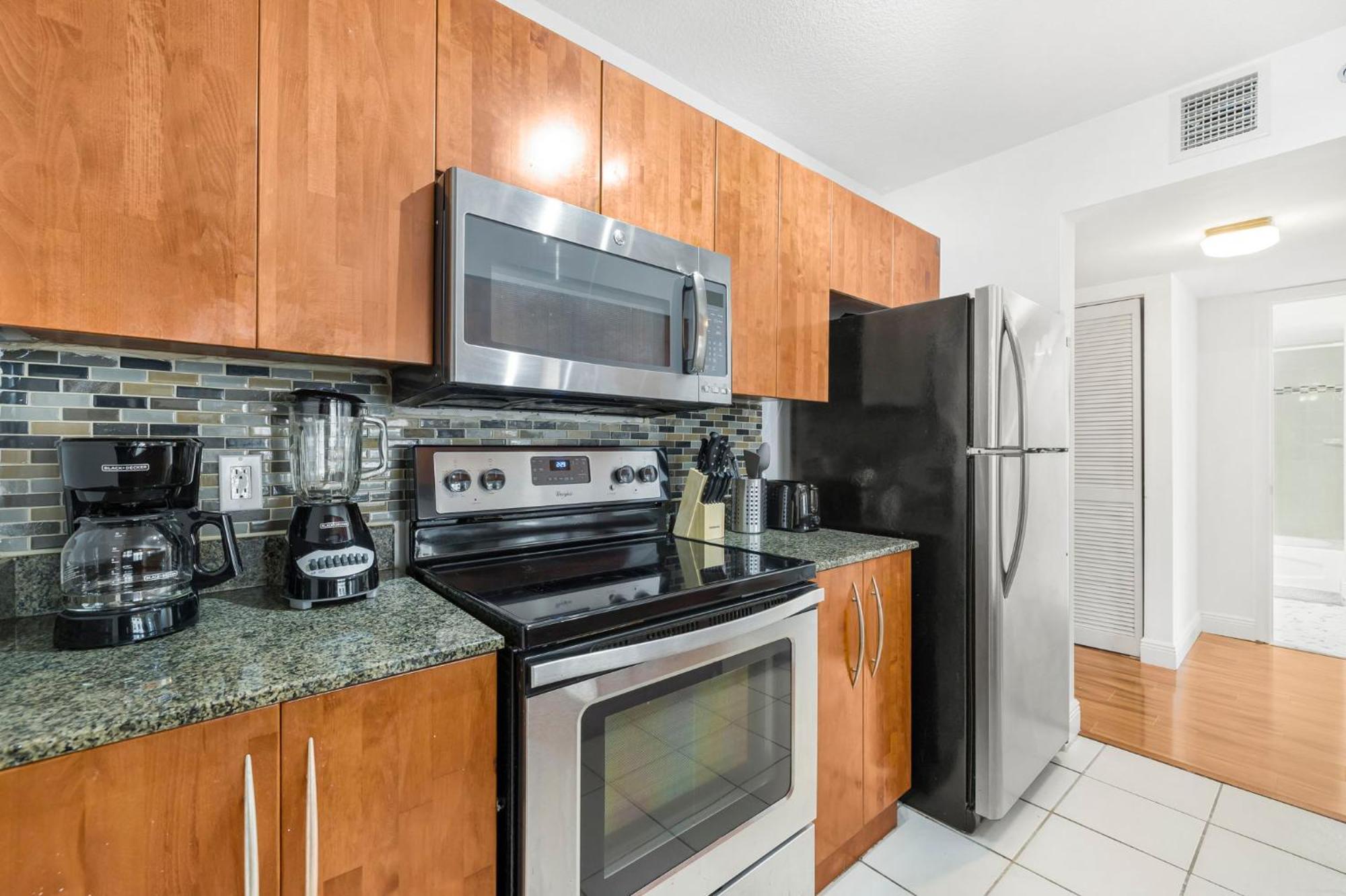 Relax & Feel The Good Vibes In Our Condo!
