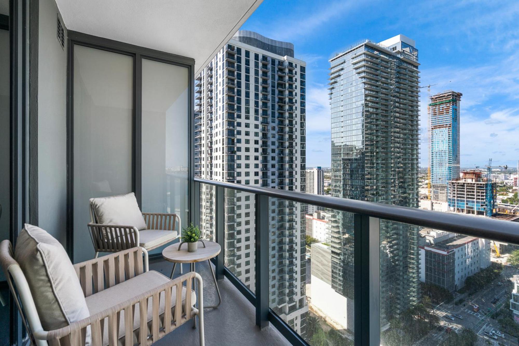 Apartamento New 26th Floor Amazing View 2br-2ba *