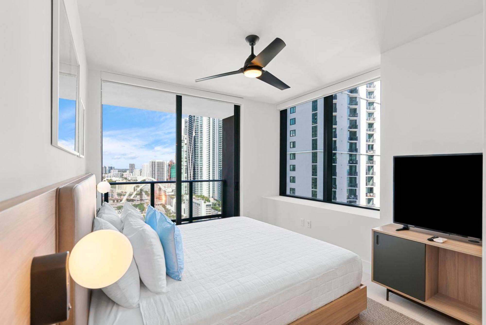 New 26th Floor Amazing View 2br-2ba Apartamento