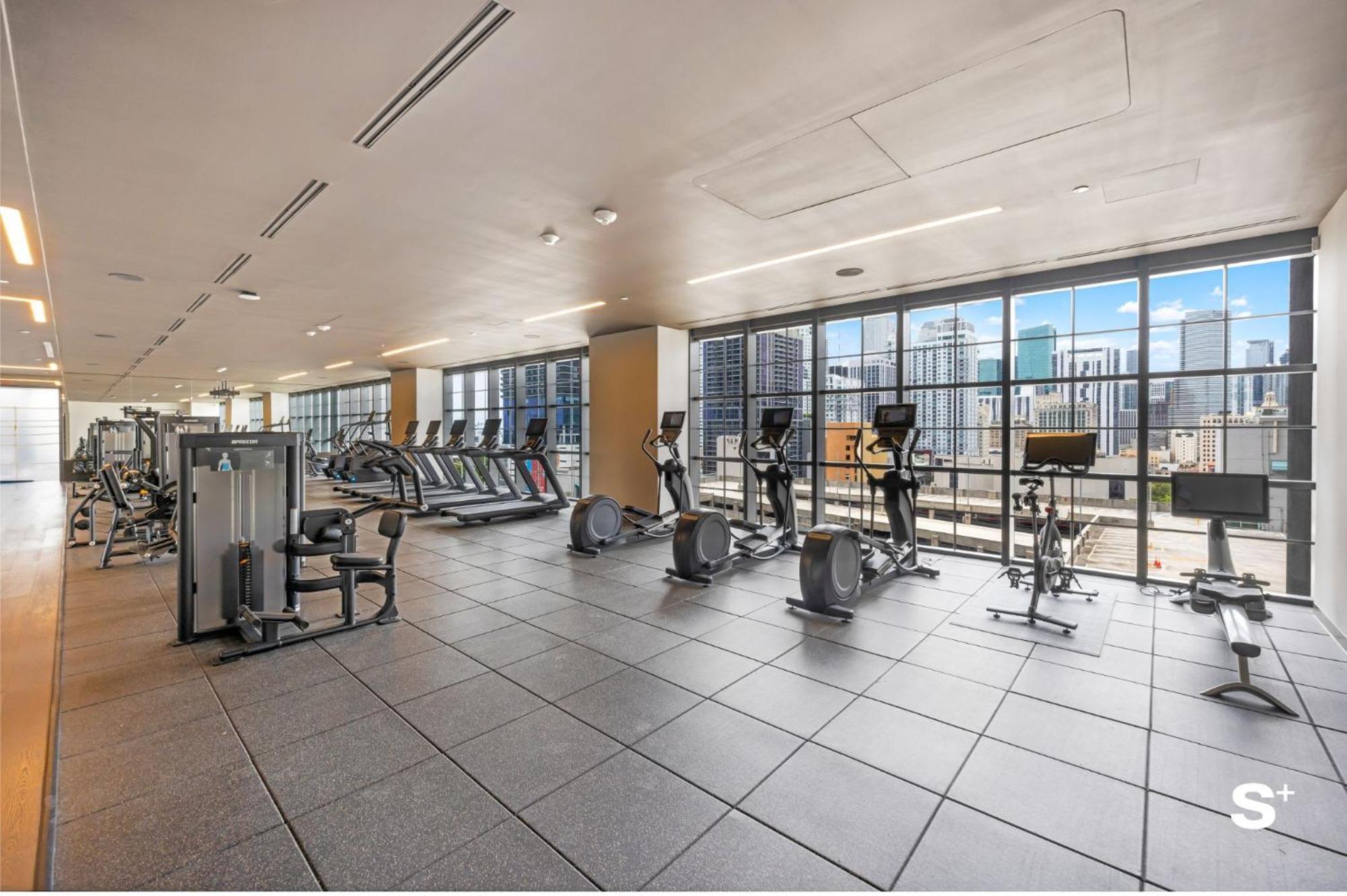 Luxury In Dtw With Stunning Views Apartment Miami