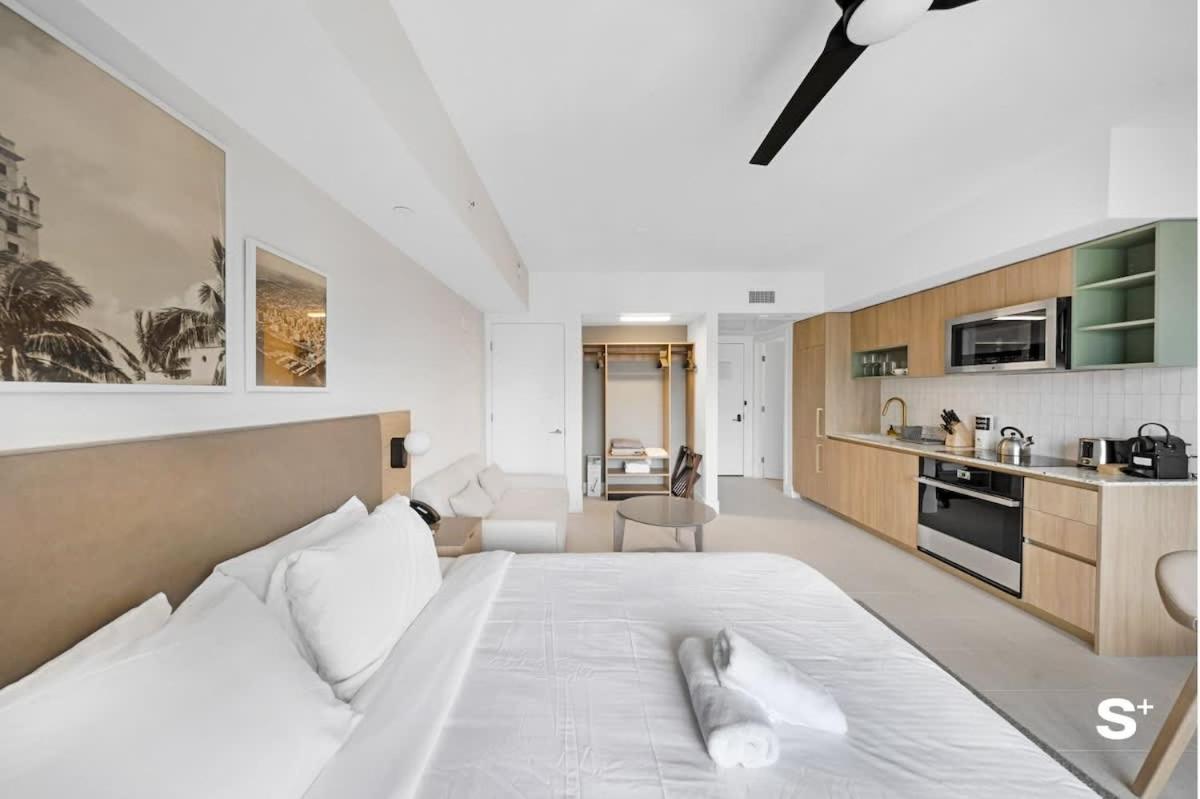 Luxury In Dtw With Stunning Views *