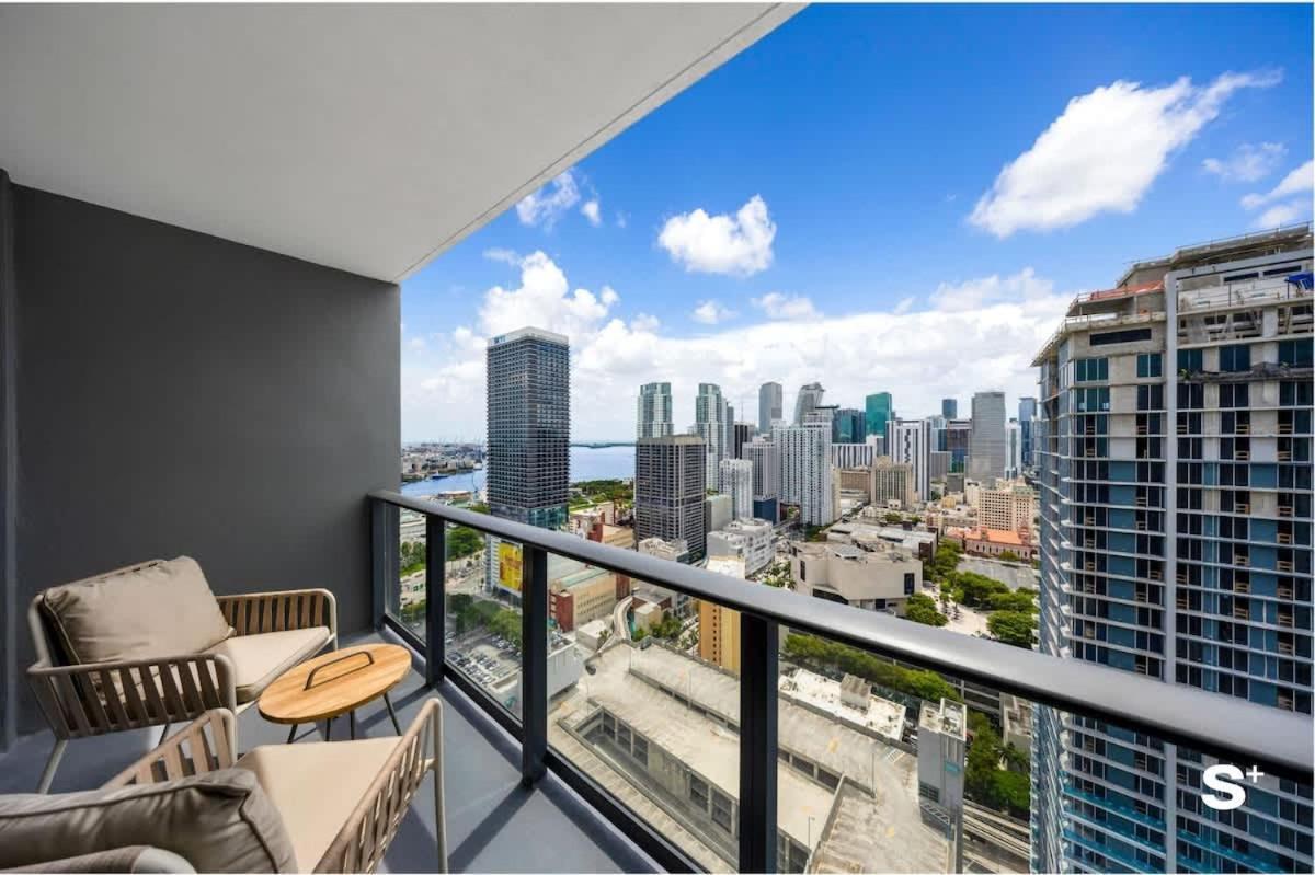 Luxury In Dtw With Stunning Views Apartment Miami