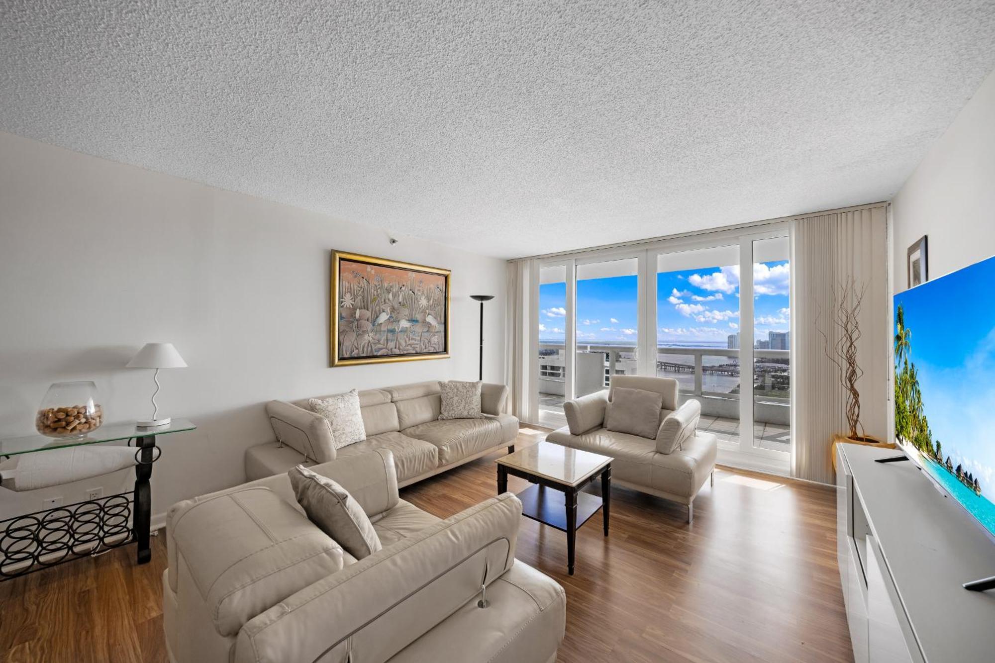 The Grand Wonder Apartment *
