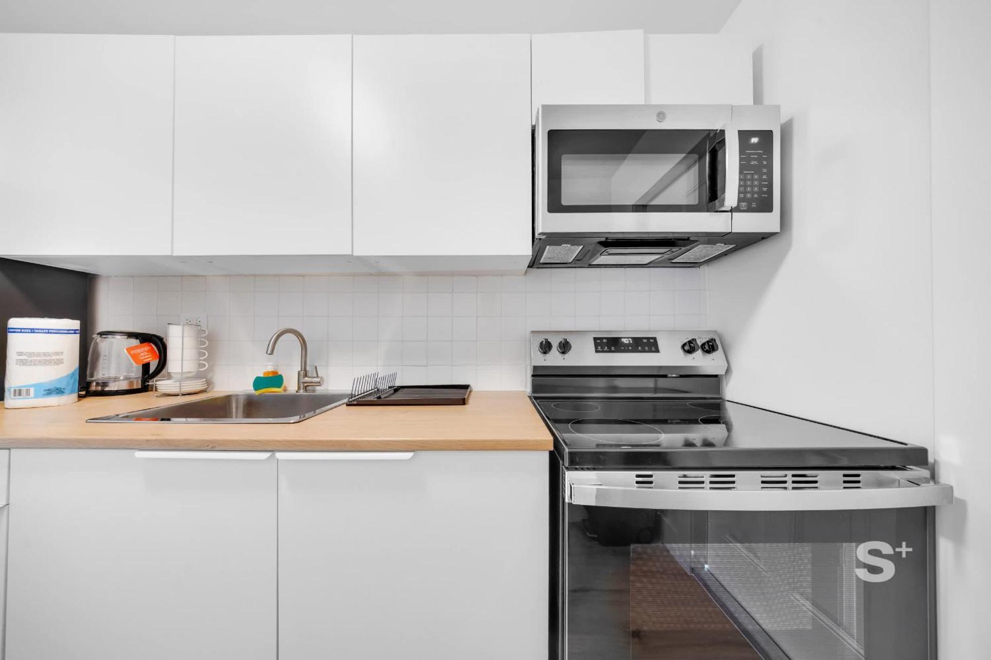 Contemporary In Apartment *
