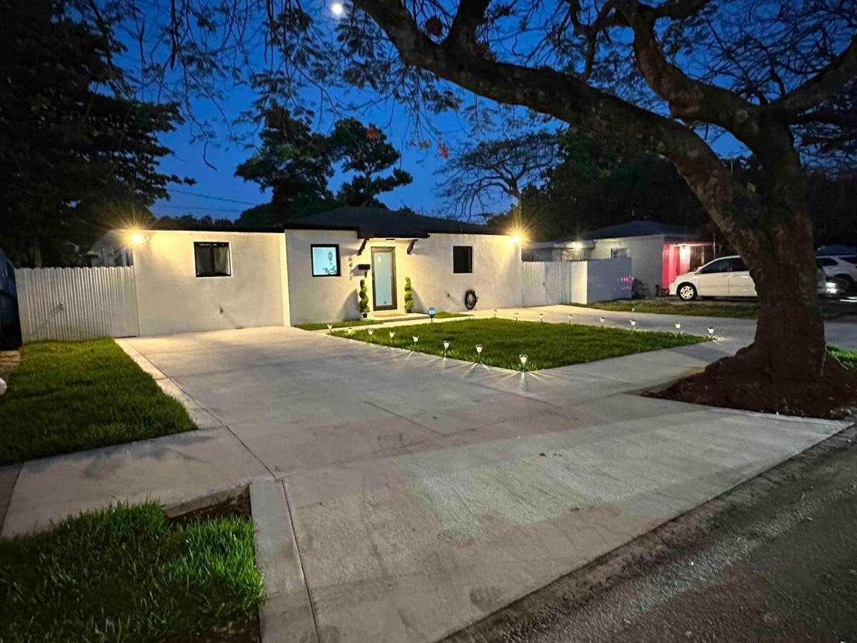 Holiday home Modern 3b And 1b Near Um And Dadeland Mall Miami