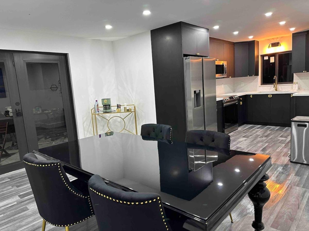 Modern 3b And 1b Near Um And Dadeland Mall *