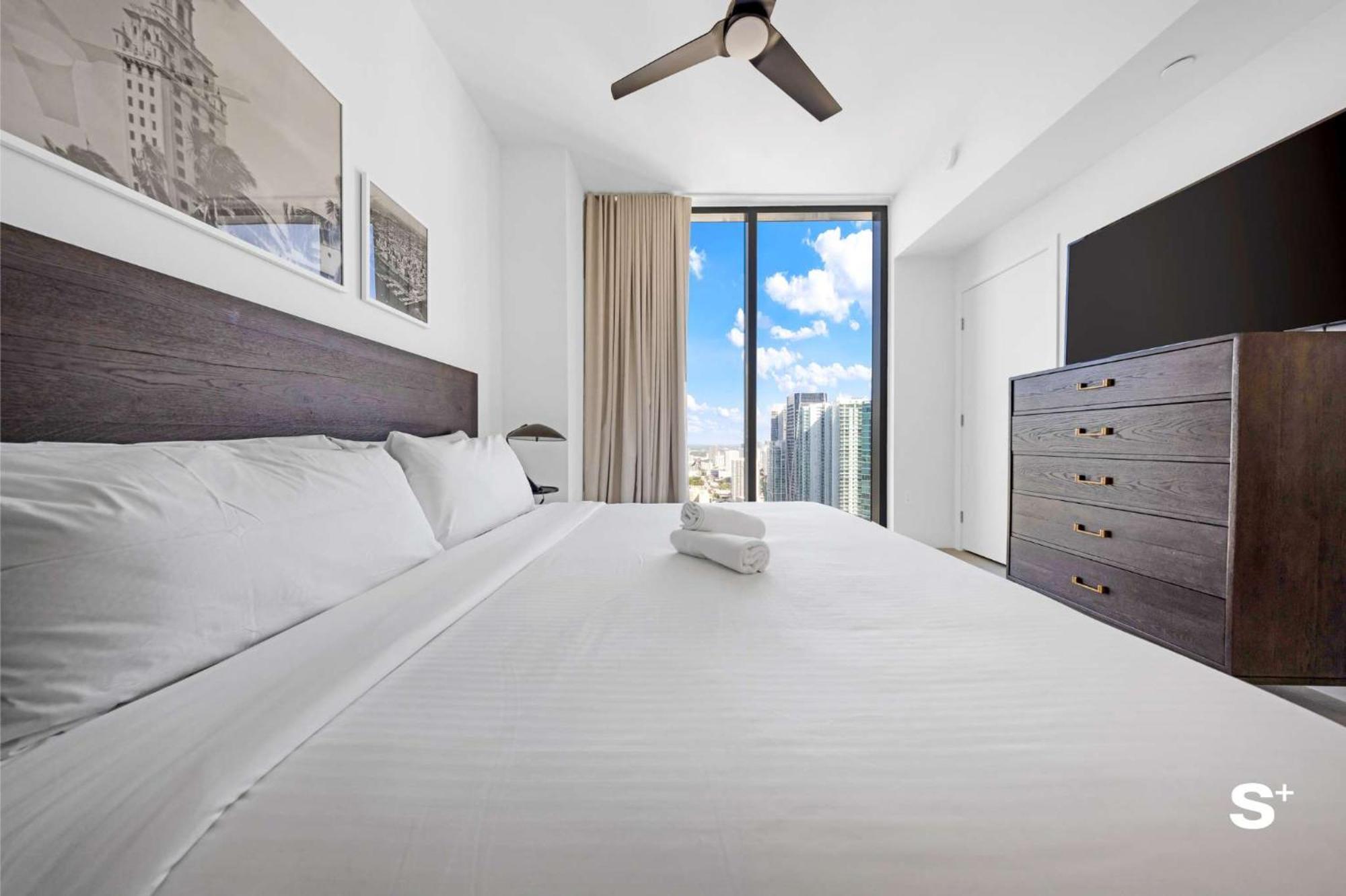 Apartment Luxury 1-br Ph With Breathtaking Downtown Views Miami