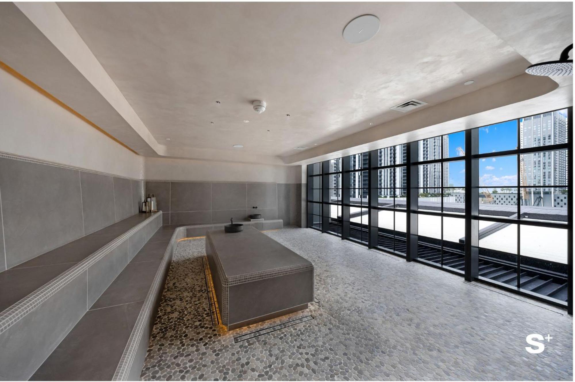 Luxury 1-br Ph With Breathtaking Downtown Views Apartment
