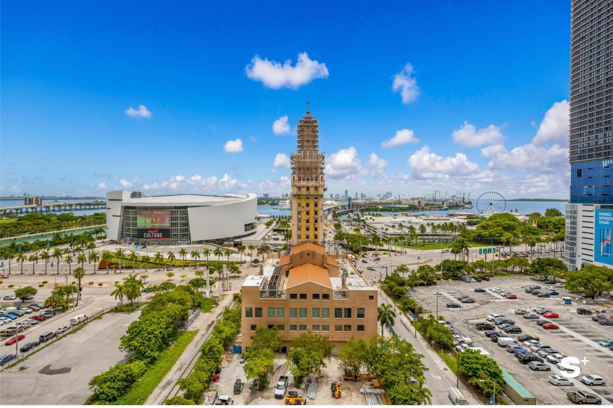 Apartment Luxury 1-br Ph With Breathtaking Downtown Views Miami