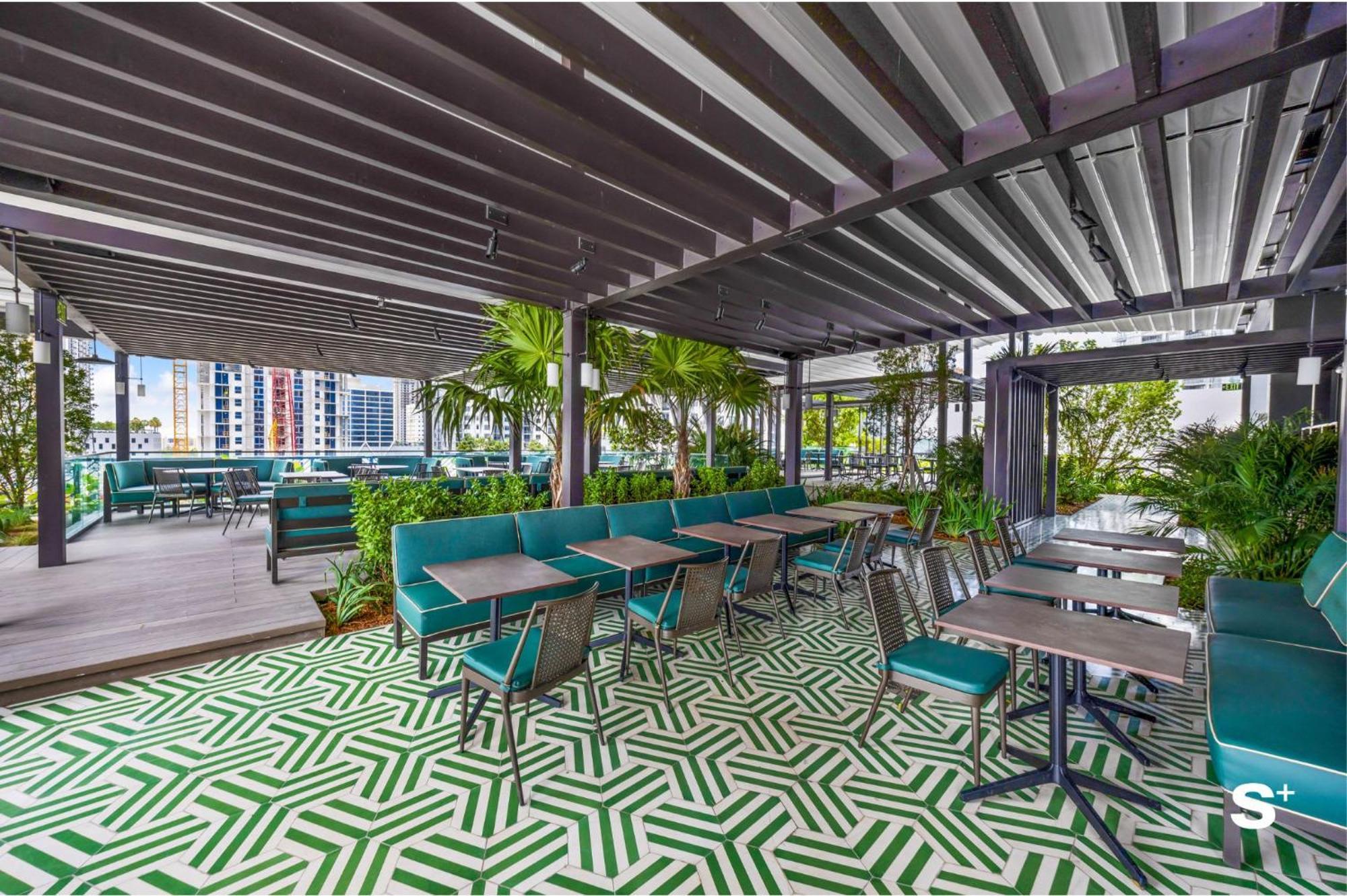 Luxury 1-br Ph With Breathtaking Downtown Views Miami