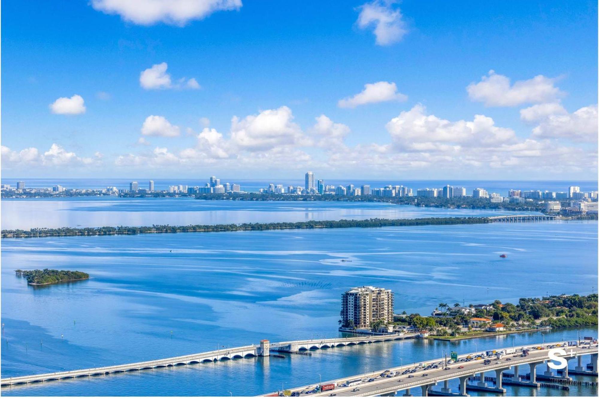 Luxury 1-br Ph With Breathtaking Downtown Views Miami
