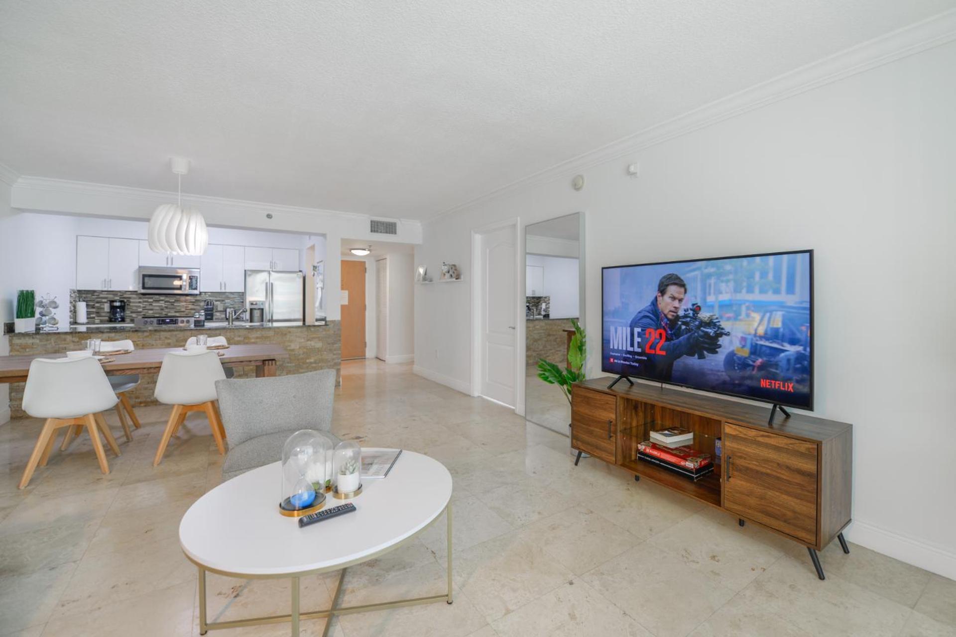 The Club At Brickell Bay By Palermo Miami