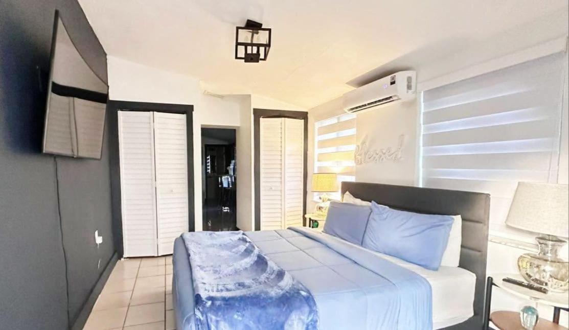 Private By International Airport *