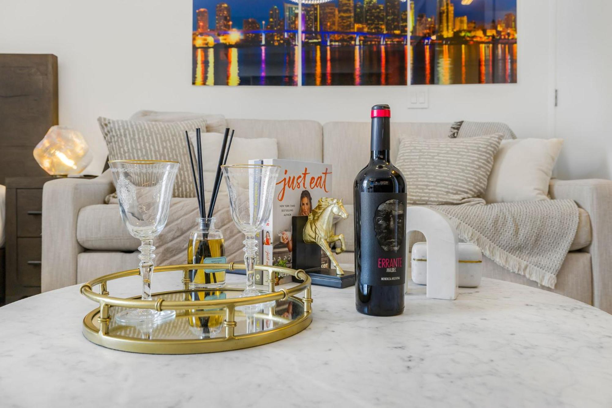 Exclusive With Views In Downtown Apartment Miami
