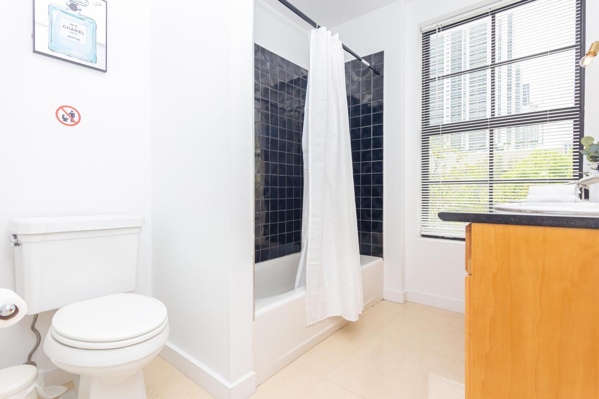 2-bdrm -heart Wynwood & Edgewater- 206 Miami