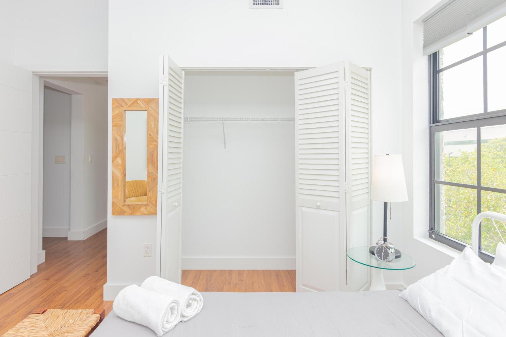 2-bdrm -heart Wynwood & Edgewater- 206 Apartment Miami