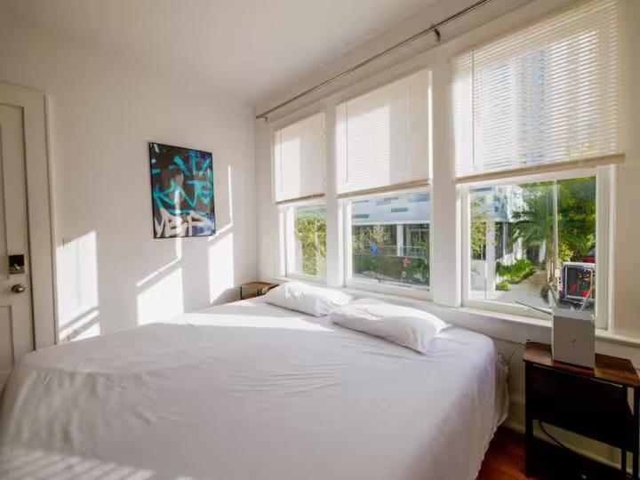 Apartment Stylish 2br Escape Edgewater
