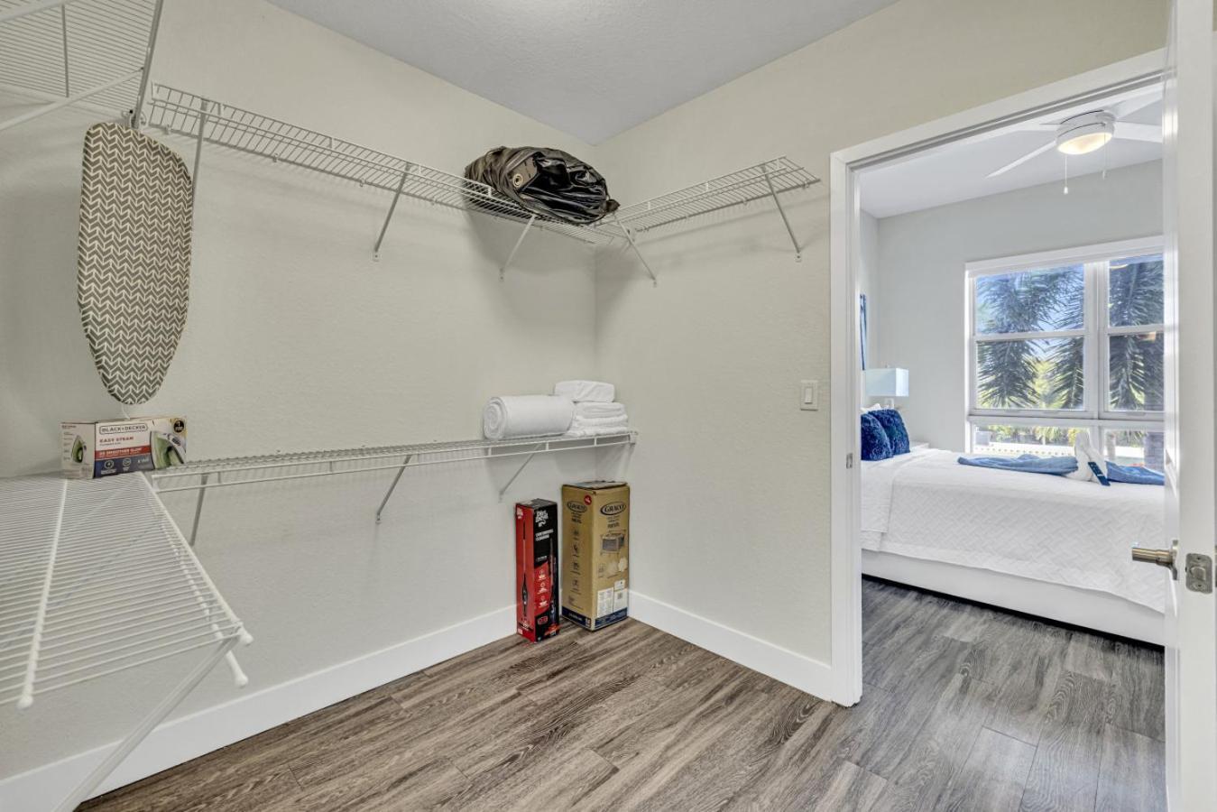 Apartment Sunny 1br Unit With Free Parking Prime Location