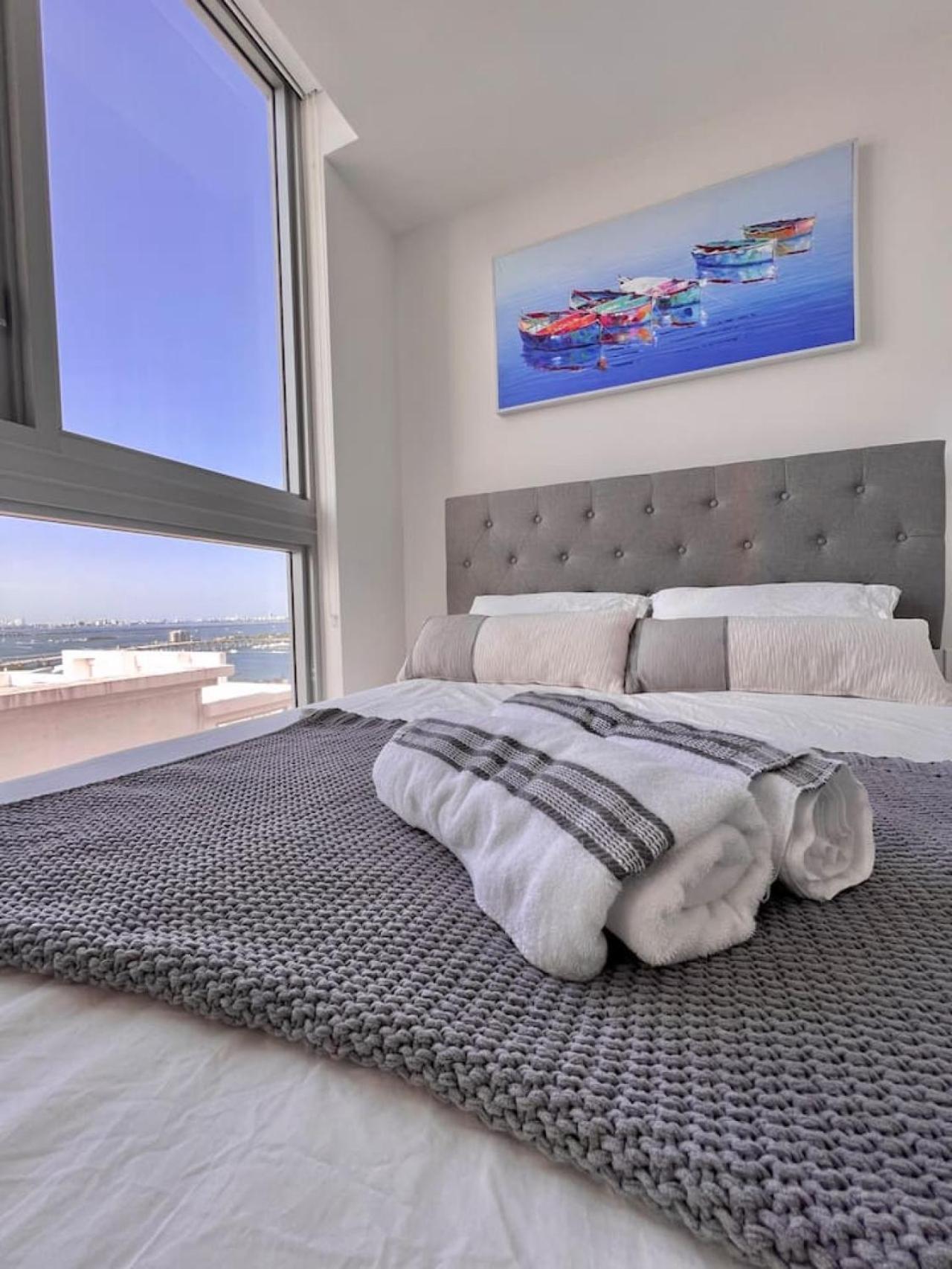 Ocean View Entire In Downtown With Pool And Gym Casa de férias *