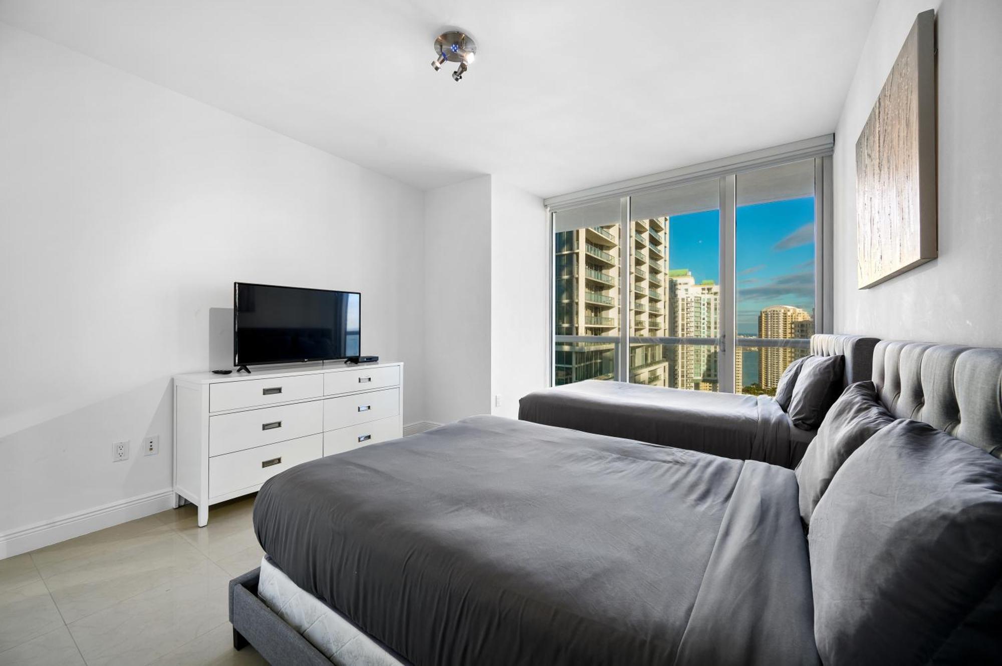 Icon Brickell Corner With Ocean & Pool View And 5 Star
