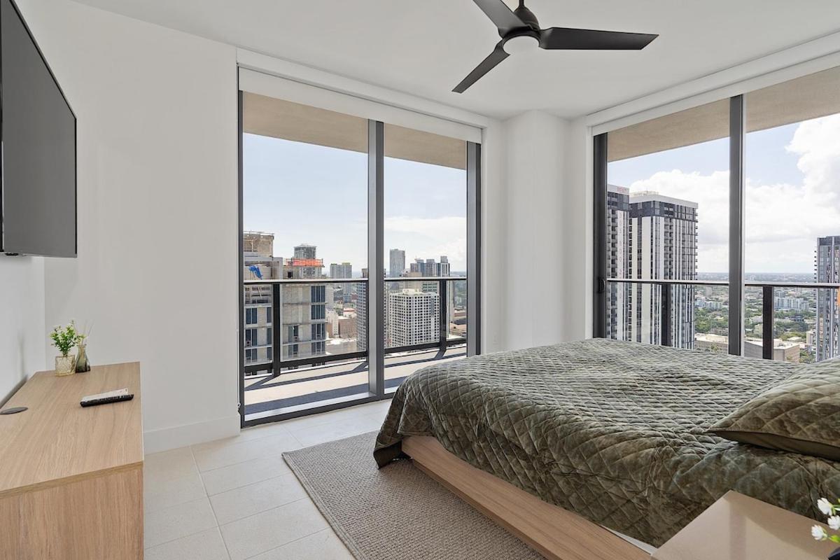 Corner 2bd With City&water Views&best Sunsets *