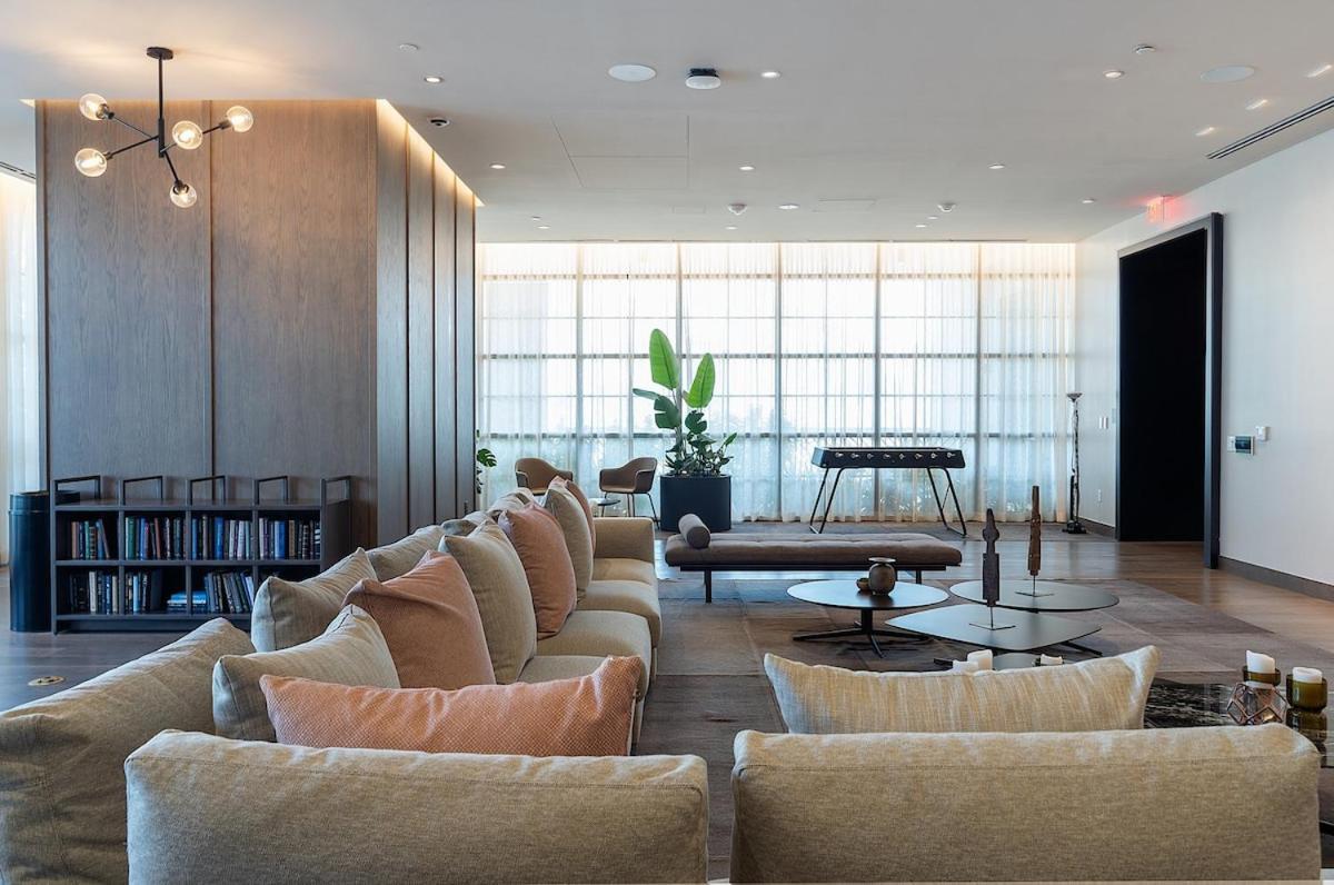 Apartment Corner 2bd With City&water Views&best Sunsets