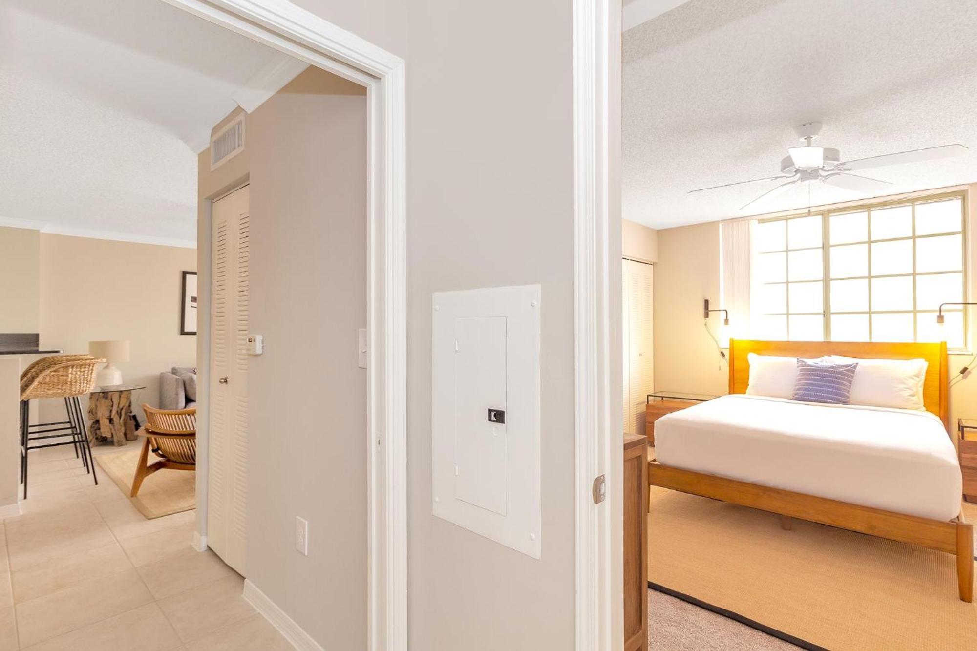 Dharma Coral Gables At Gables Grand Plaza