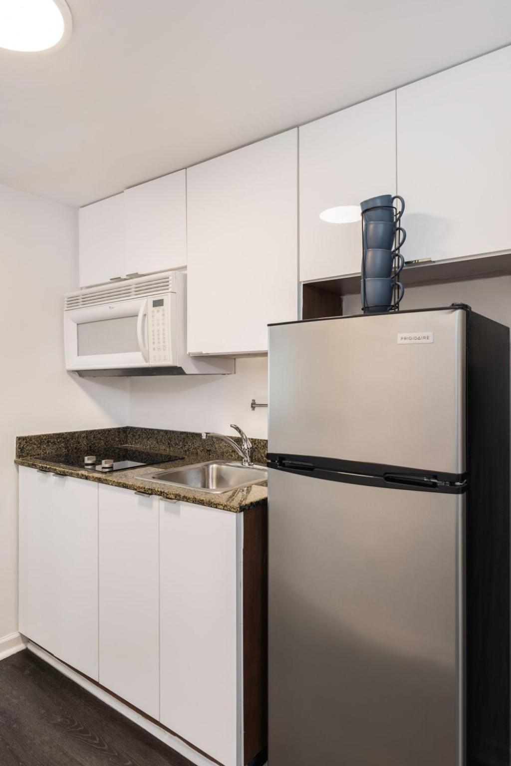 In Brickell With Pool, Gym, Free Parking And Game Miami