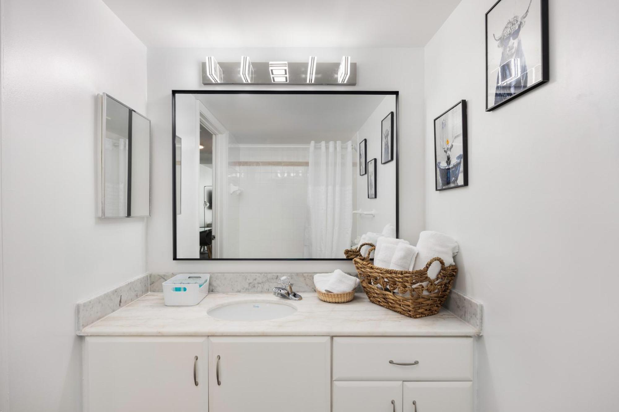 Apartment In Brickell With Pool, Gym, Free Parking And Game Miami
