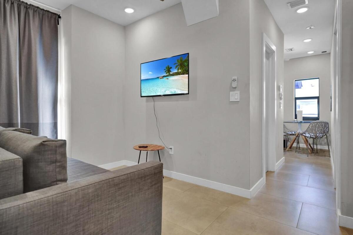 Flats - Self Check-in And 1 Free Parking * Miami