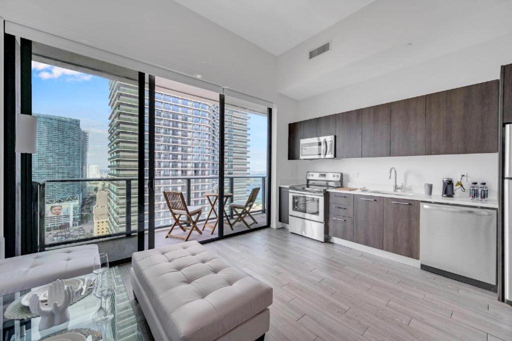 Luxury Downtown *