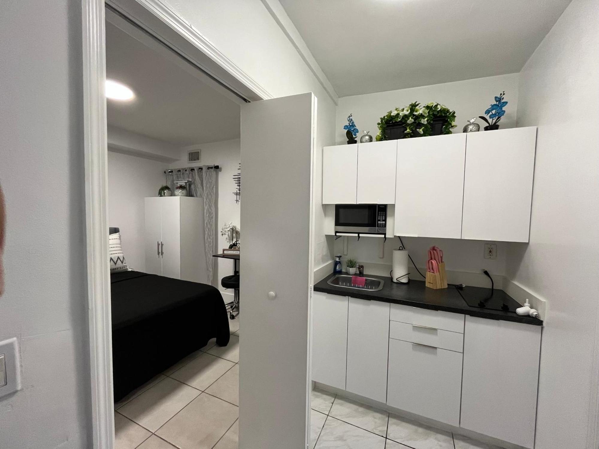Guest W Free Parking At 7 Min To International Airport Homestay Miami