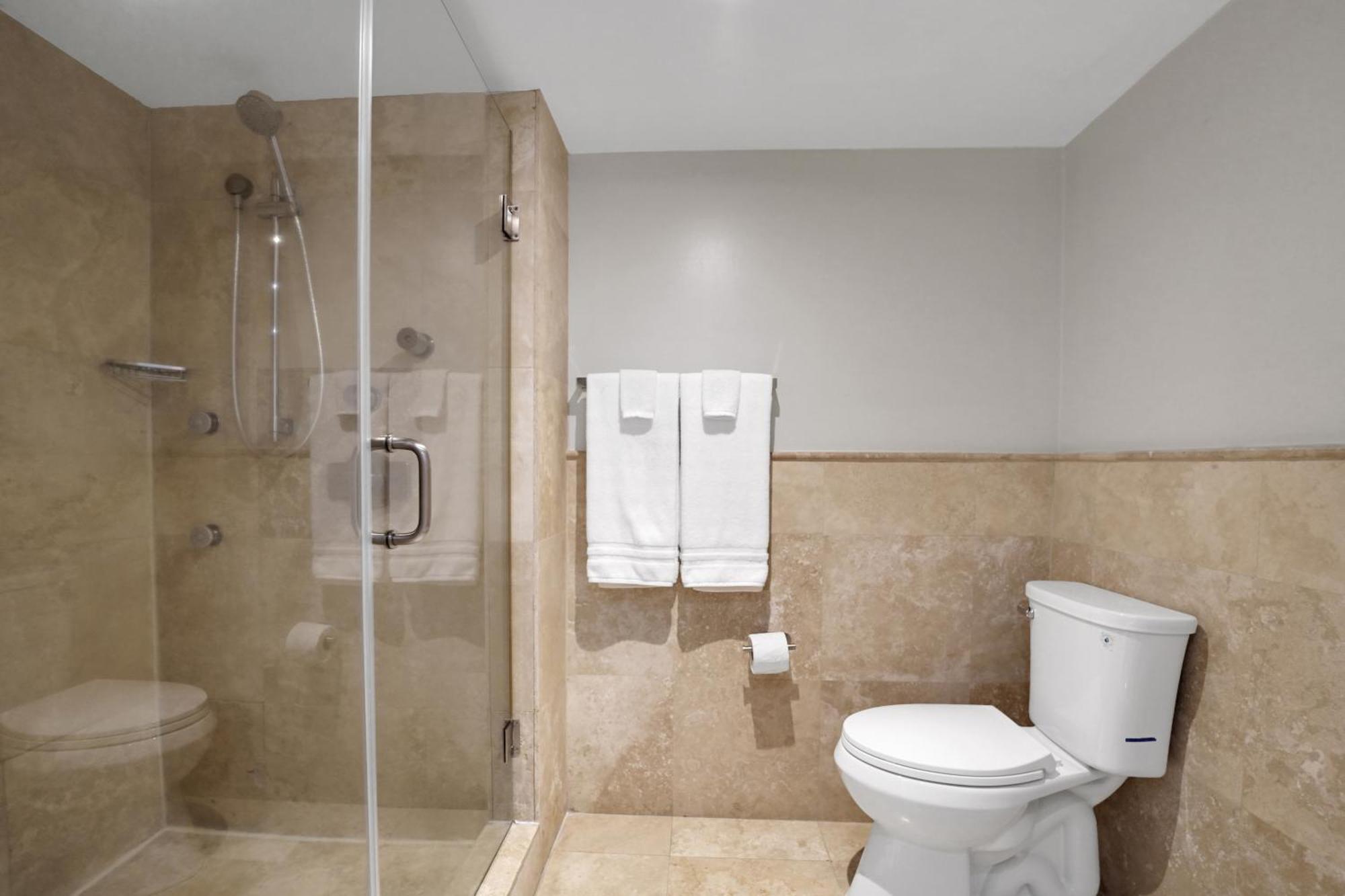 Permanent Vacation! Direct Water Views! Apartamento *