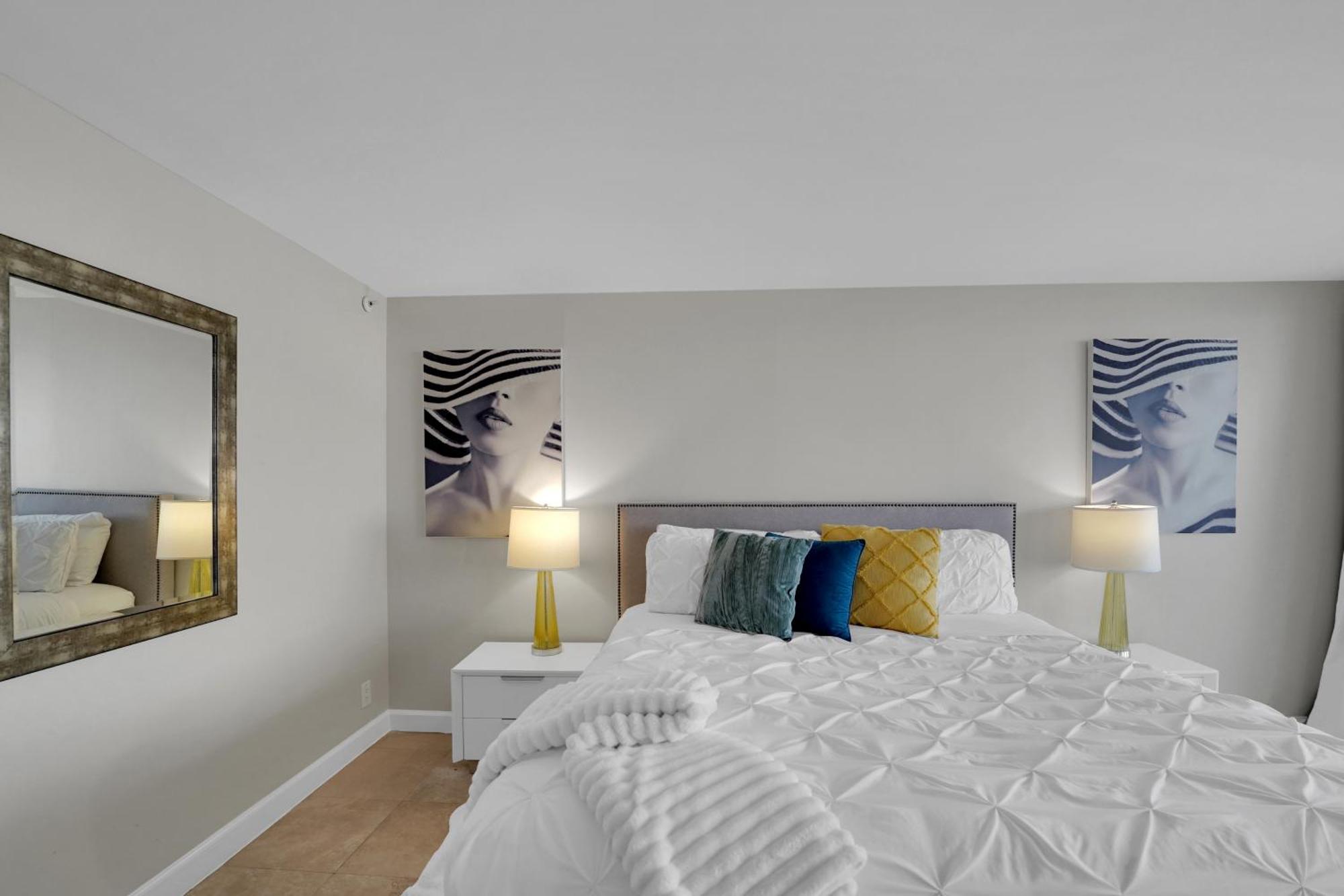 Permanent Vacation! Direct Water Views! Apartamento Miami