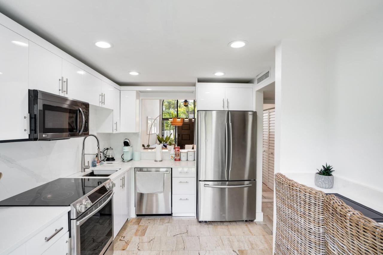 Luxury Pool At St. Unit E, Pet Friendly Villa Miami