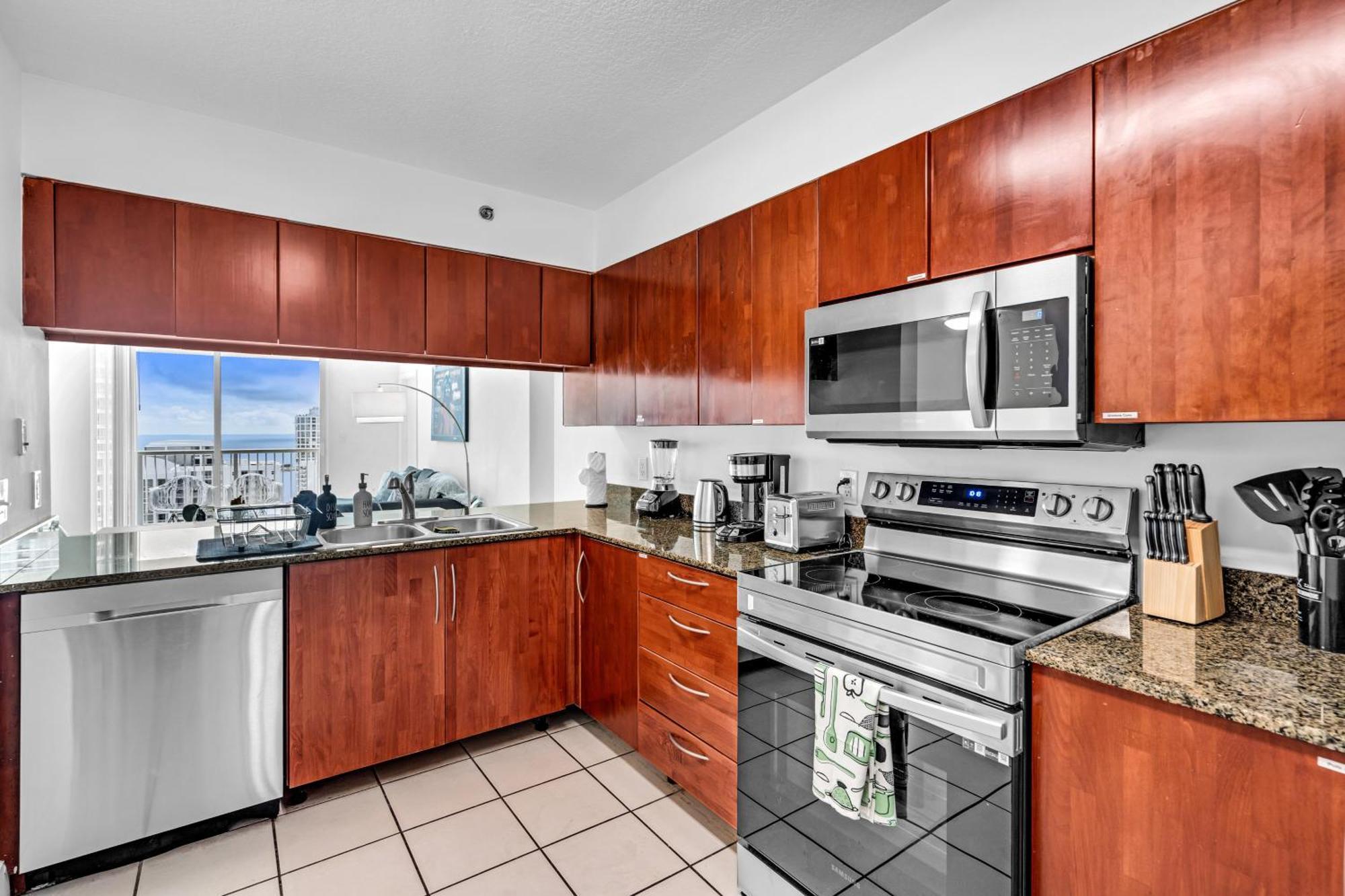 Lux 2b/2b Brickell - Free Parking Miami