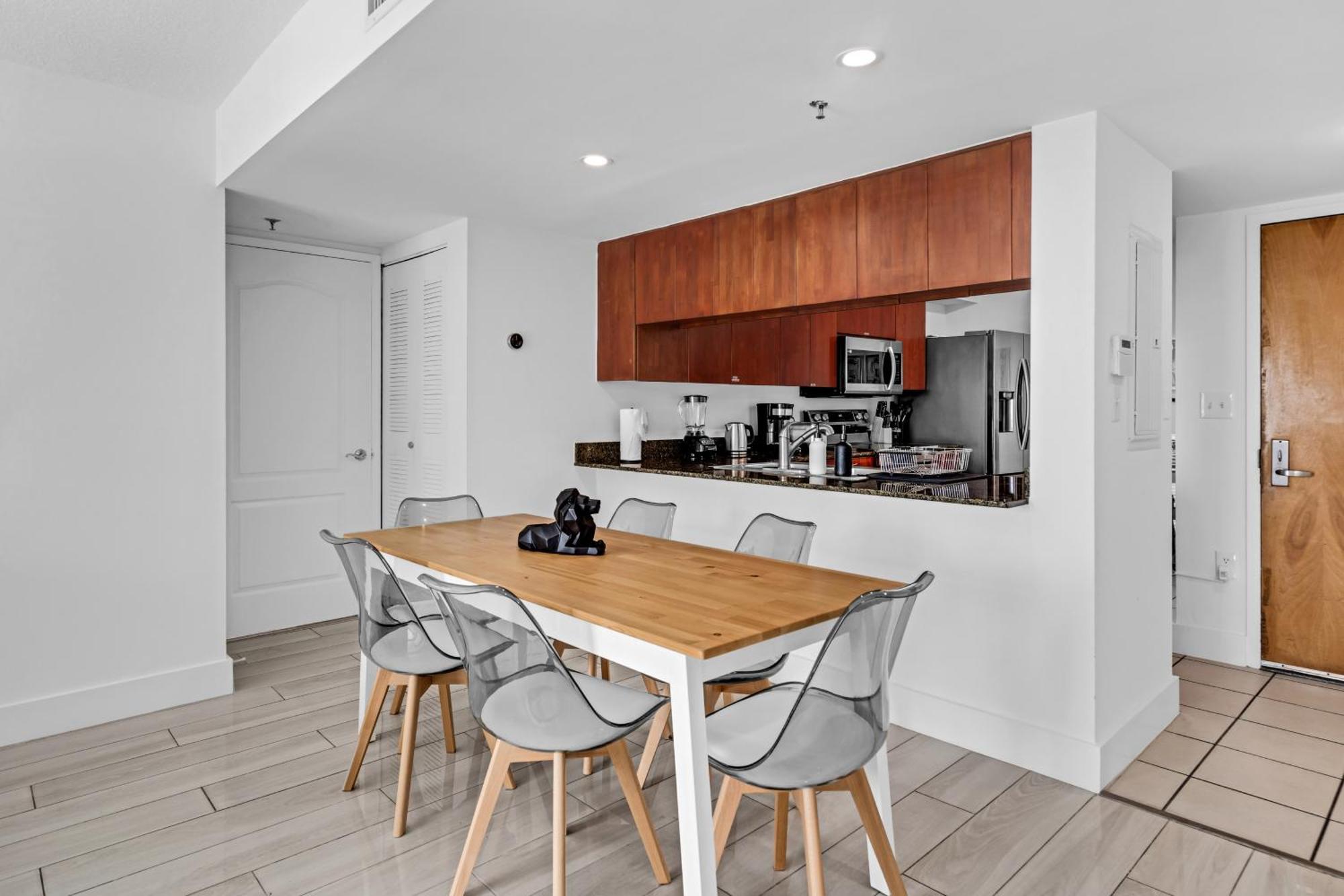 Lux 2b/2b Brickell - Free Parking