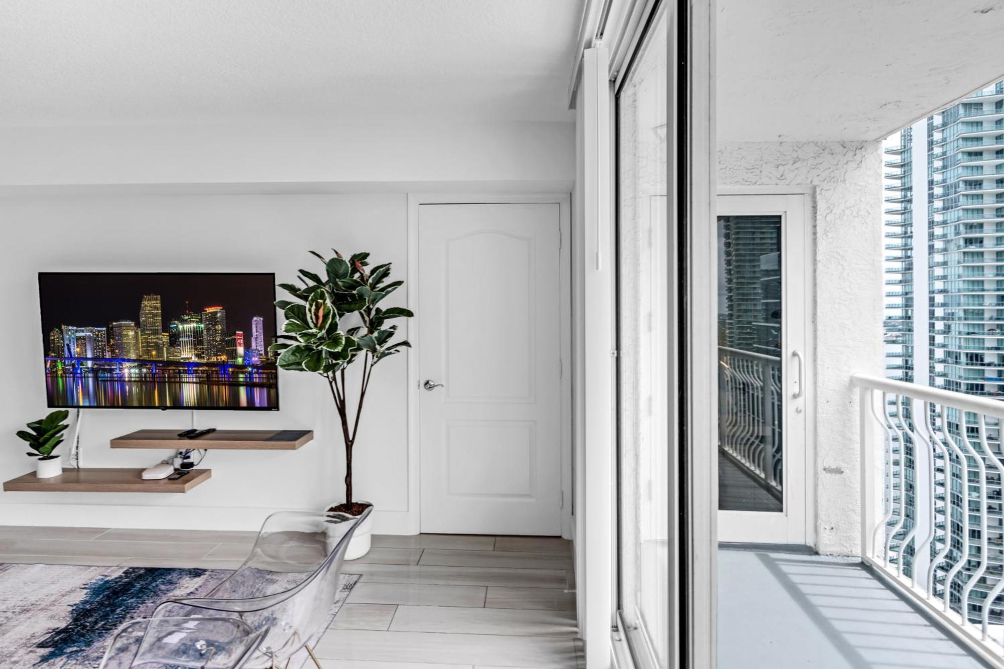 Apartment Lux 2b/2b Brickell - Free Parking