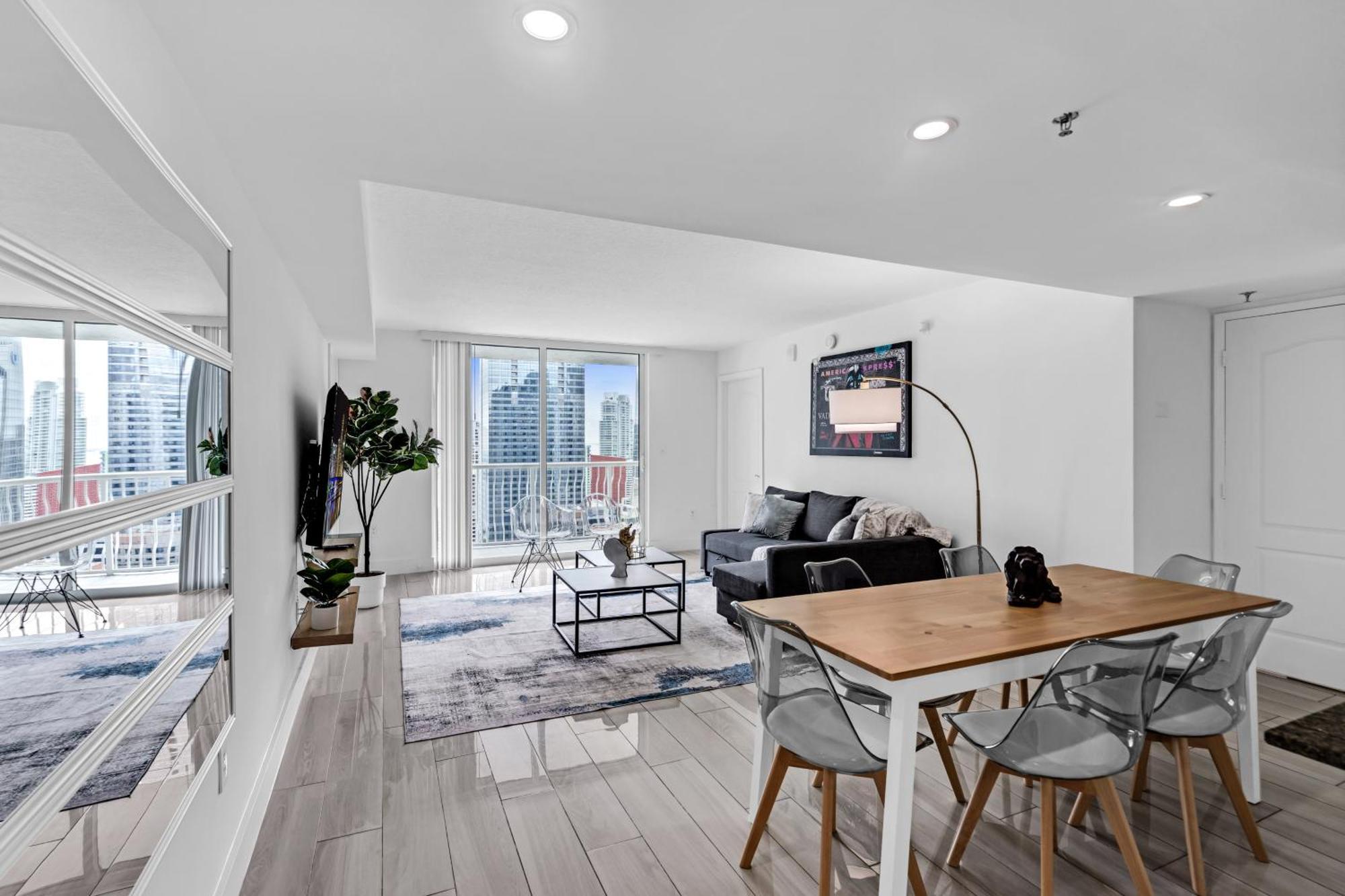 Apartment Lux 2b/2b Brickell - Free Parking *