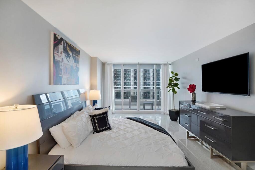 Apartamento Calypso - Gorgeous Renovated Spacious Condo! *