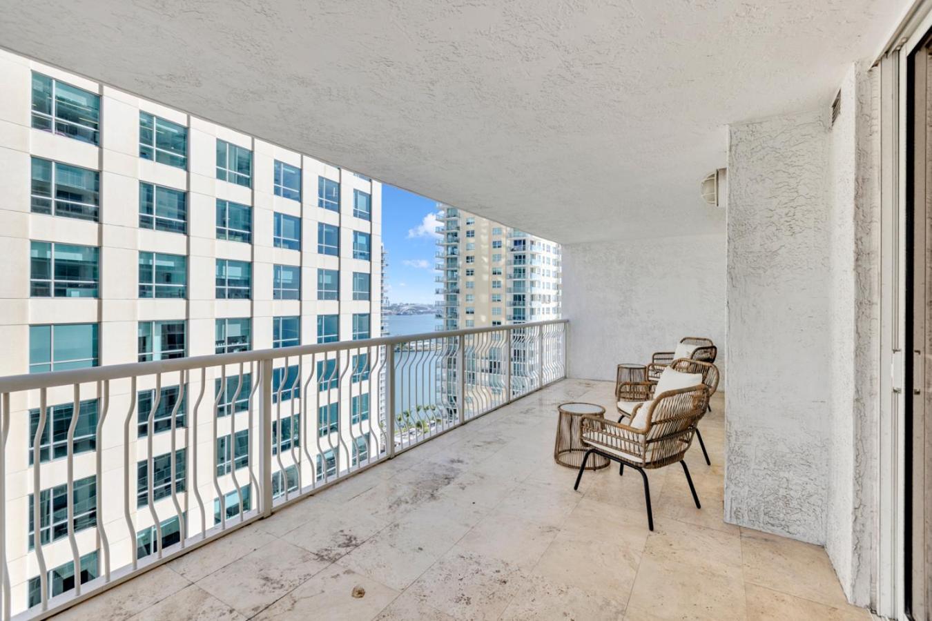 Luxury Brickell Stay-bay View Apartment *