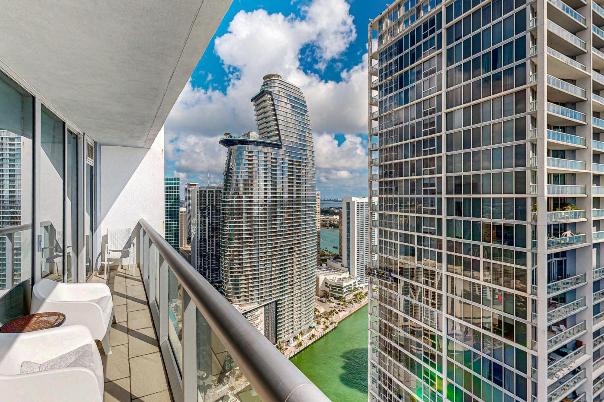Iconic Views Apartment *