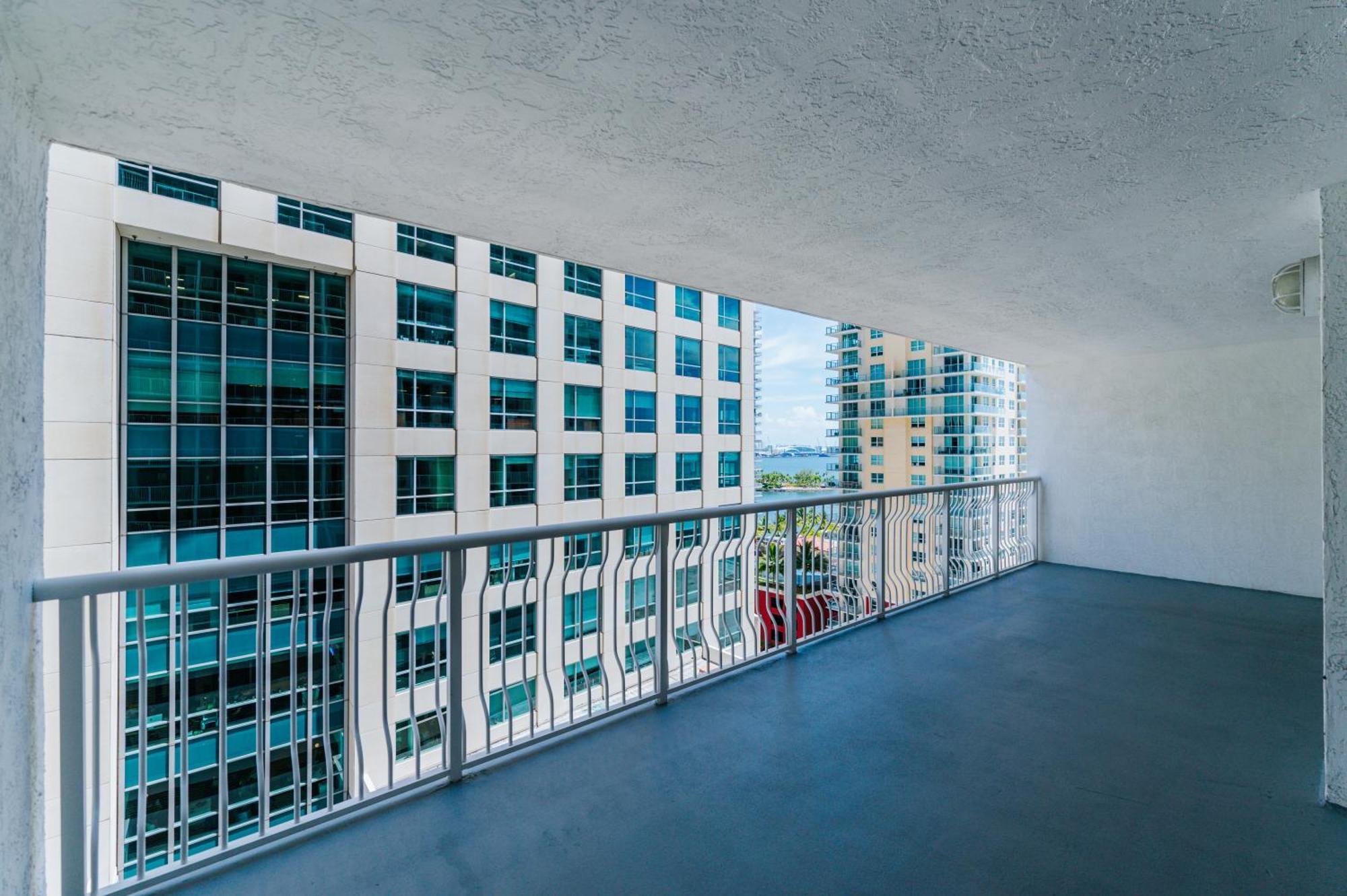 Amazing 2 Bedroom At Brickell, Free Parking Apartment *