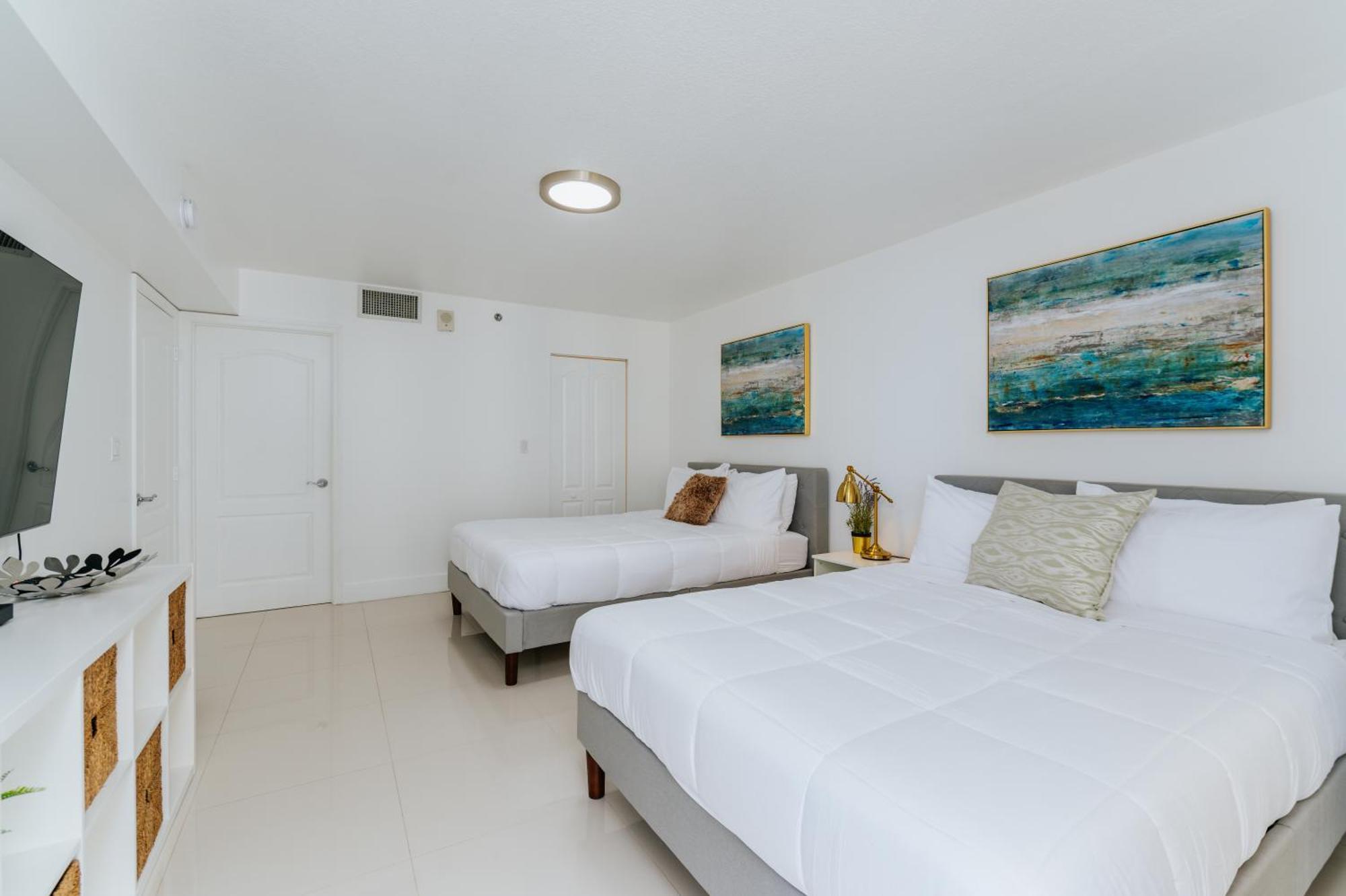 Amazing 2 Bedroom At Brickell, Free Parking Apartment