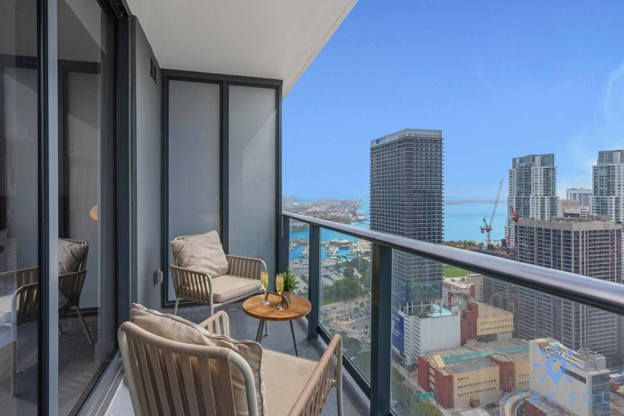 Apartment Stylish - Amazing Amenities & Pool Miami