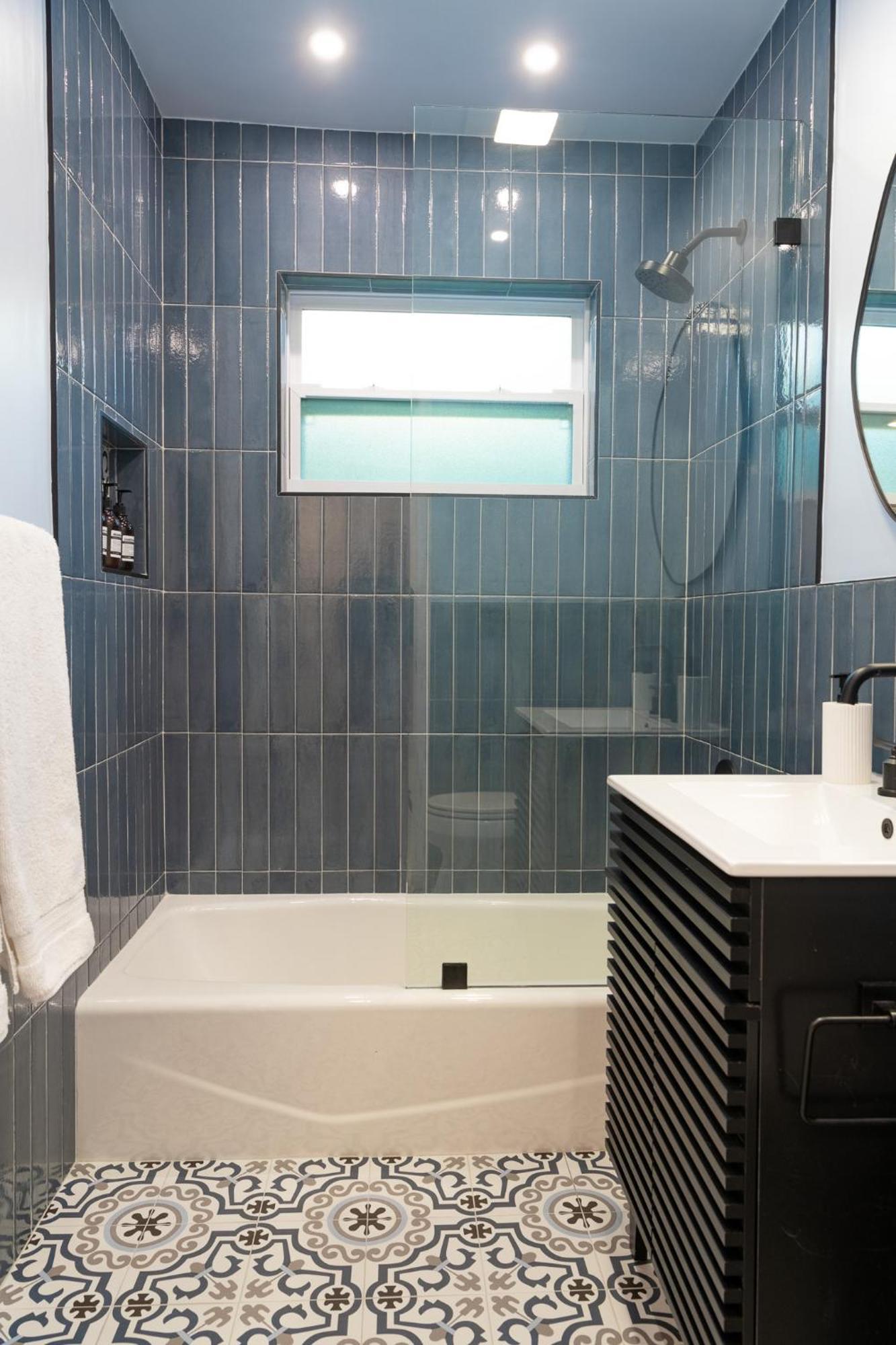 Luxe For 8, Hot Tub, Mins To Beach, Wynwood Holiday home