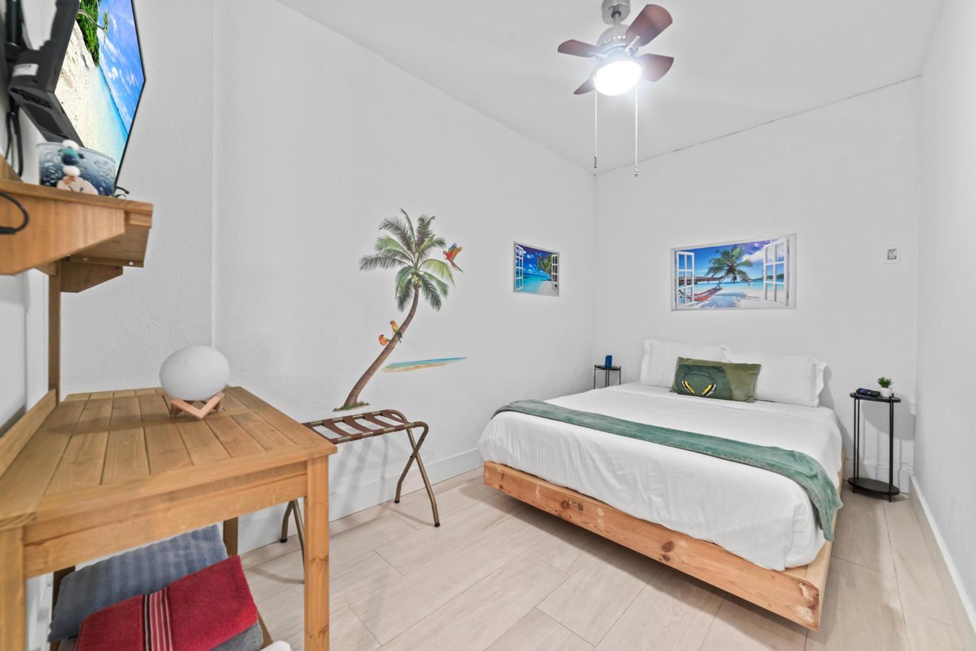 Perfect Location House In Pool & Jacuzzi L43 Holiday home Miami