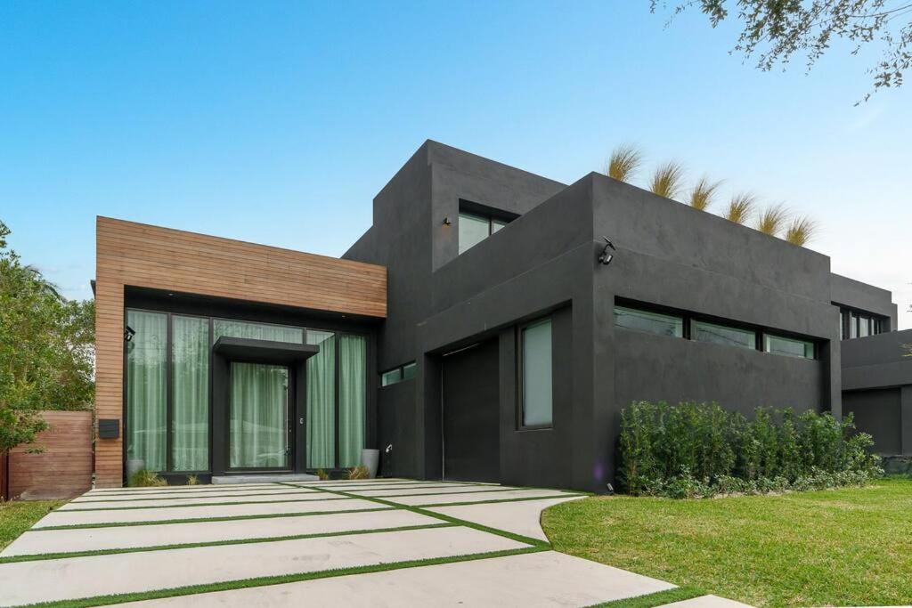 New Build Huge Open Heated Pool Casa de férias Miami