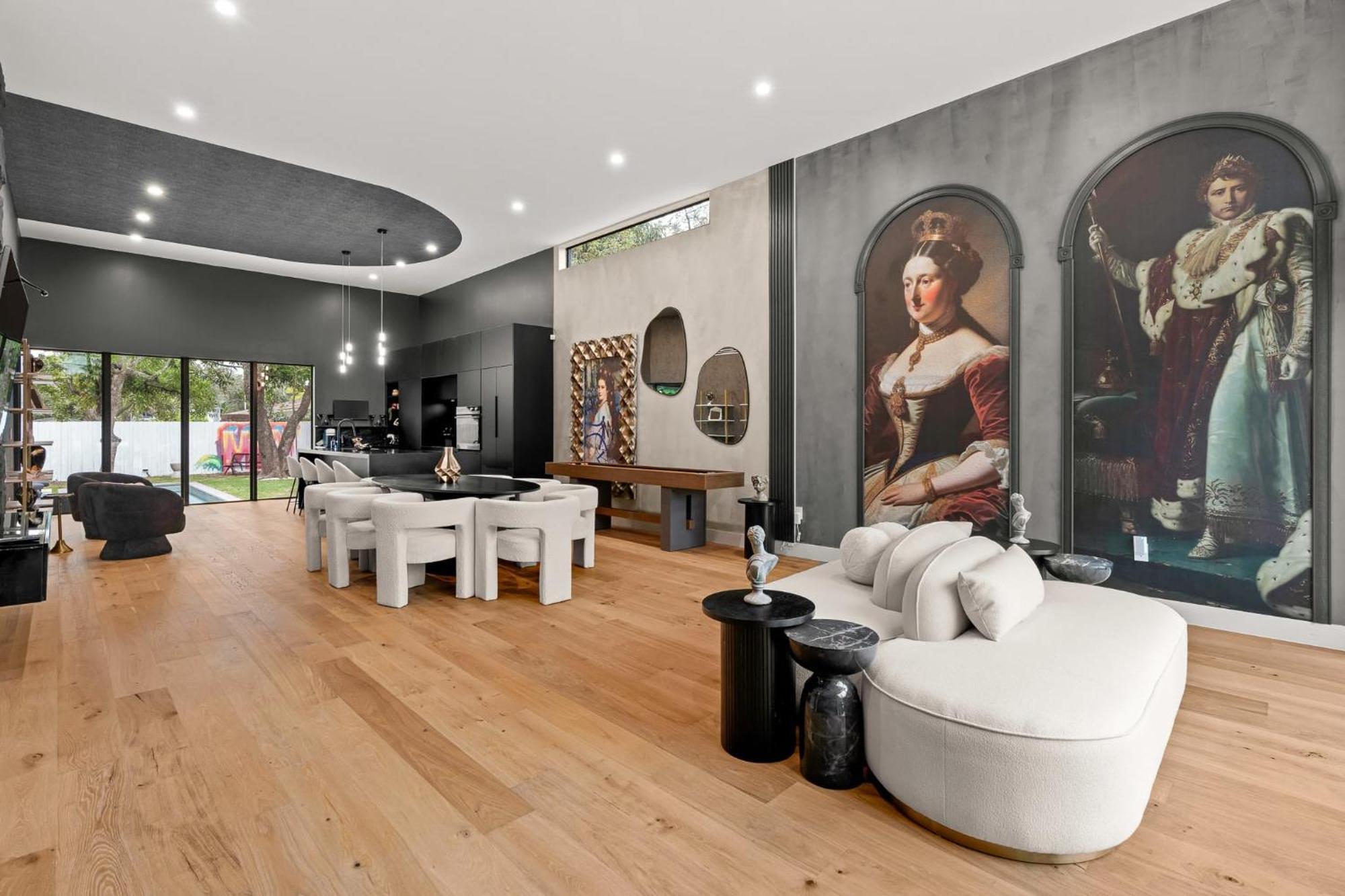 Stylish New W Heated Pool Maximalist Miami